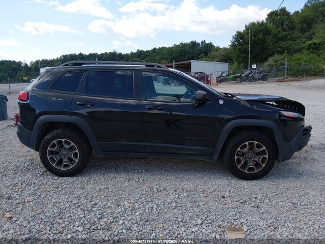 Продажа на аукционе авто 2015 Jeep Cherokee Trailhawk, vin: 1C4PJMBS4FW649050, номер лота: 45737974