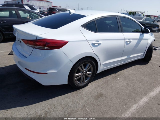 5NPD84LF2HH028768 Hyundai ELANTRA SE