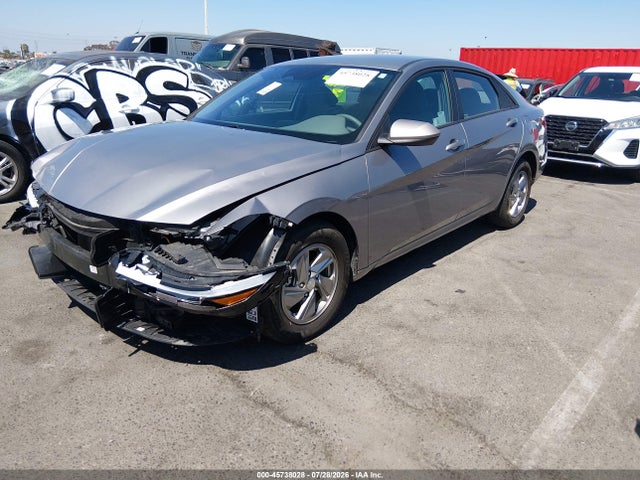 KMHLL4DG8SU886109 Hyundai ELANTRA SE