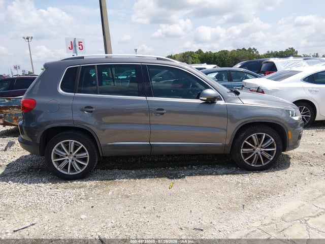 2012 Volkswagen Tiguan Se მანქანა იყიდება აუქციონზე, vin: WVGAV7AX7CW000696, აუქციონის ნომერი: 45738060