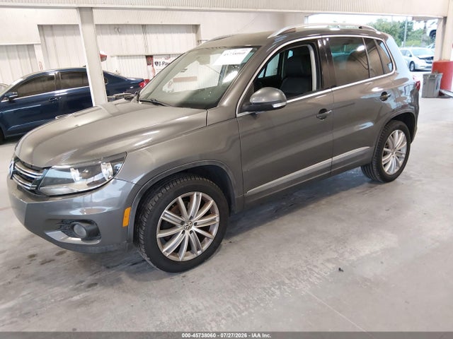 2012 Volkswagen Tiguan Se მანქანა იყიდება აუქციონზე, vin: WVGAV7AX7CW000696, აუქციონის ნომერი: 45738060