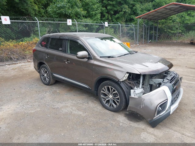 2016 Mitsubishi Outlander Se მანქანა იყიდება აუქციონზე, vin: JA4AZ3A34GZ023673, აუქციონის ნომერი: 45738090
