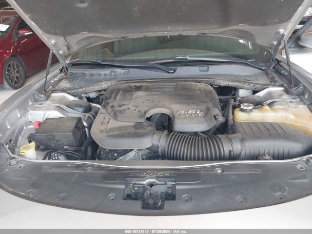 45738117 :رقم المزاد ، 2C3CDXBG0FH813318 vin ، 2015 Dodge Charger Se مزاد بيع