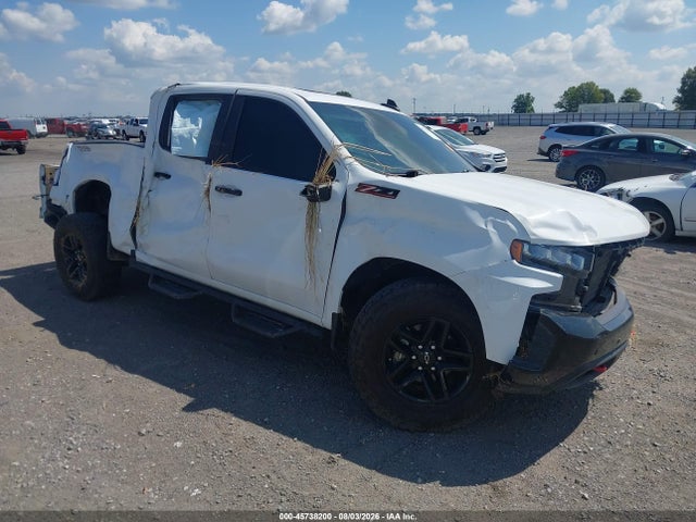 Auction sale of the 2020 Chevrolet Silverado 1500 4wd  Short Bed Lt Trail Boss, vin: 3GCPYFEL8LG324424, lot number: 45738200