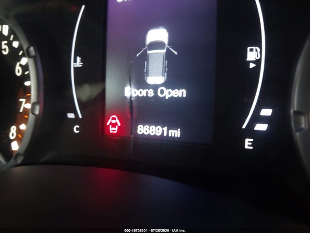 Aukcja sprzedaży 2018 Jeep Renegade Sport 4x4, vin: ZACCJBAH8JPG70045, numer aukcji: 45738301