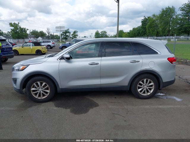 2016 Kia Sorento 2.4l L მანქანა იყიდება აუქციონზე, vin: 5XYPG4A3XGG005706, აუქციონის ნომერი: 45738328