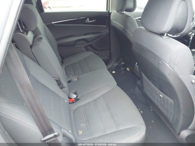 2016 Kia Sorento 2.4l L მანქანა იყიდება აუქციონზე, vin: 5XYPG4A3XGG005706, აუქციონის ნომერი: 45738328