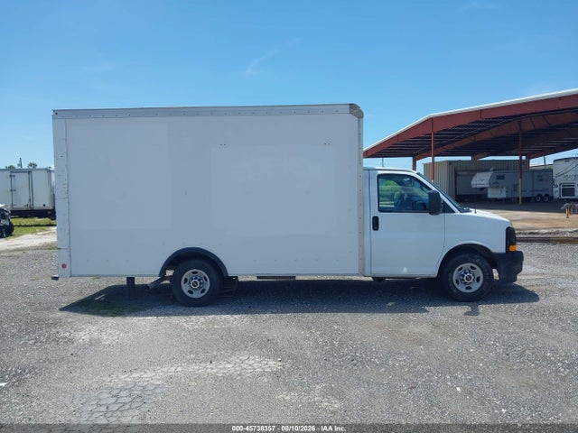 Продаж на аукціоні авто 2017 Gmc Savana Cutaway Work Van, vin: 1GD07SFF4H1352857, номер лоту: 45738357