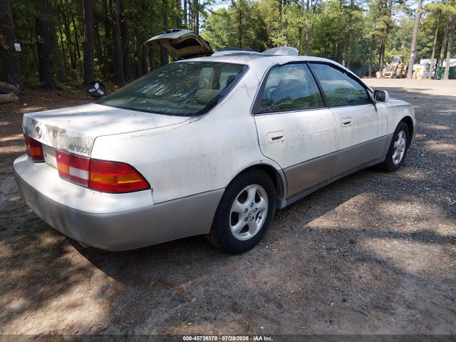 Продажа на аукционе авто 1997 Lexus Es 300, vin: JT8BF22G0V0001524, номер лота: 45738378