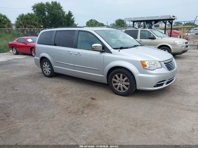 45738455 :رقم المزاد ، 2A4RR8DG3BR651094 vin ، 2011 Chrysler Town & Country Touring-l مزاد بيع