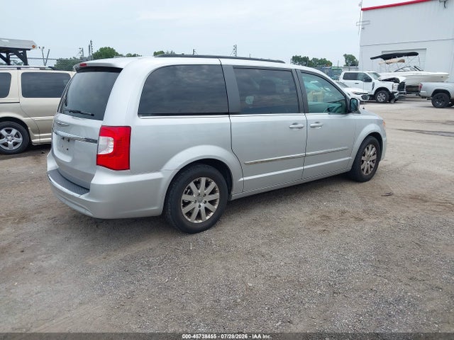2011 Chrysler Town & Country Touring-l მანქანა იყიდება აუქციონზე, vin: 2A4RR8DG3BR651094, აუქციონის ნომერი: 45738455