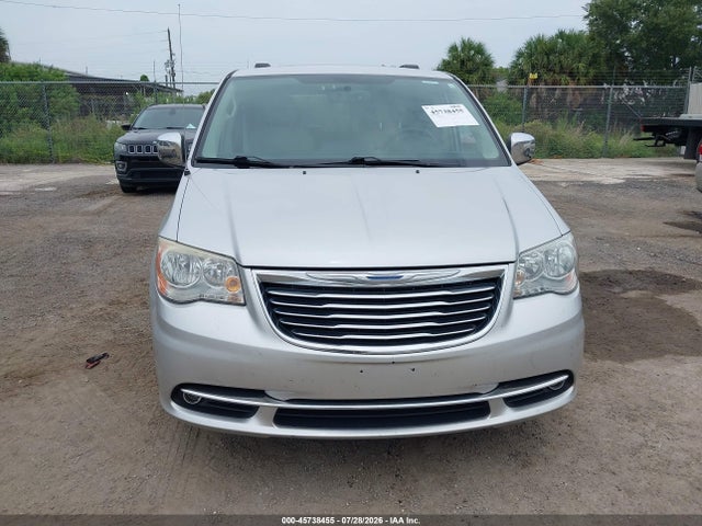 2011 Chrysler Town & Country Touring-l მანქანა იყიდება აუქციონზე, vin: 2A4RR8DG3BR651094, აუქციონის ნომერი: 45738455