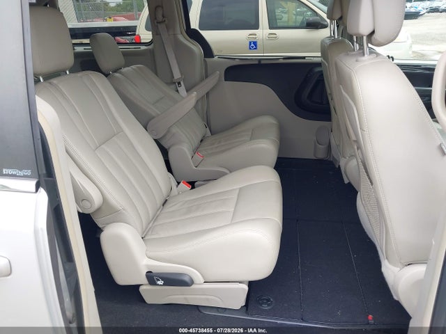 2011 Chrysler Town & Country Touring-l მანქანა იყიდება აუქციონზე, vin: 2A4RR8DG3BR651094, აუქციონის ნომერი: 45738455
