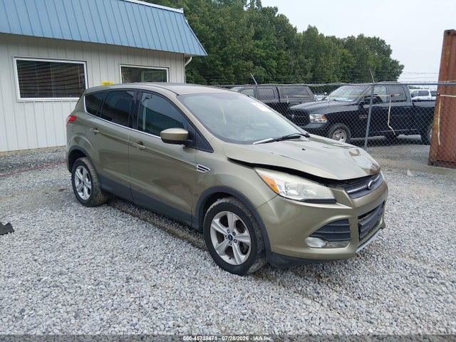 Продажа на аукционе авто 2014 Ford Escape Se, vin: 1FMCU0GX5EUB22739, номер лота: 45738471