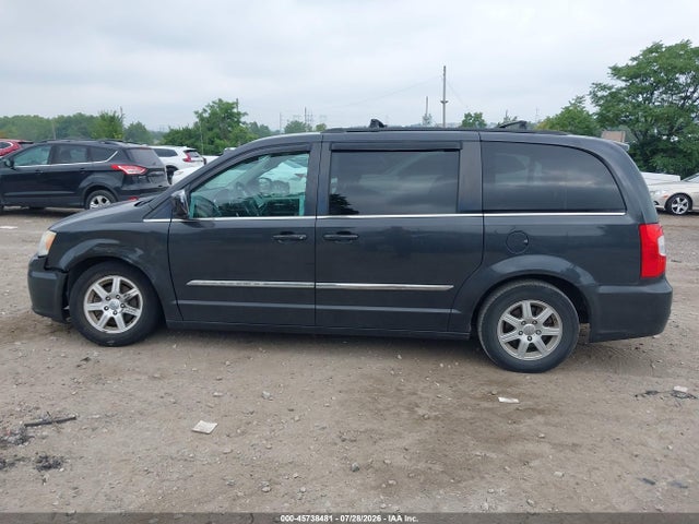 2011 Chrysler Town & Country Touring მანქანა იყიდება აუქციონზე, vin: 2A4RR5DG9BR783193, აუქციონის ნომერი: 45738481