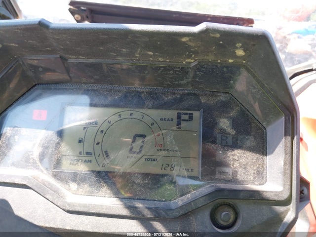 1HFVE06A3N4200884 Honda SXS1000 S4