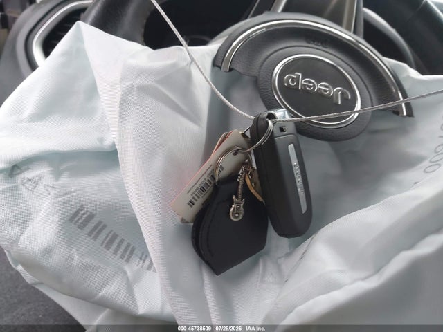 45738509 :رقم المزاد ، ZACNJBBBXLPL21021 vin ، 2020 Jeep Renegade Latitude 4x4 مزاد بيع