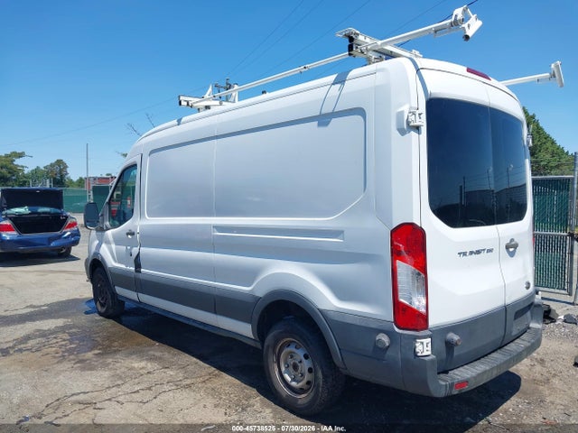 45738525 :رقم المزاد ، 1FTNR2CM3FKA22139 vin ، 2015 Ford Transit-250 مزاد بيع