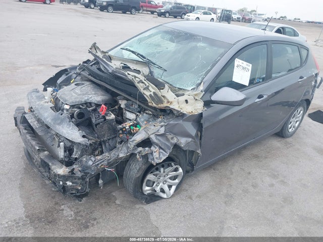 45738529 :رقم المزاد ، KMHCT5AE4EU166058 vin ، 2014 Hyundai Accent Gs مزاد بيع