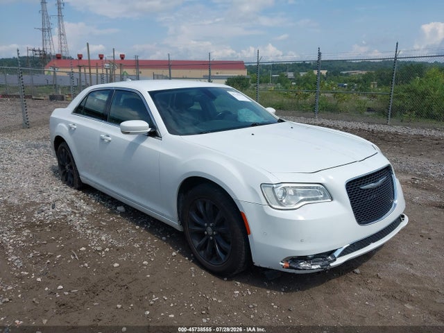 Aukcja sprzedaży 2016 Chrysler 300 Limited, vin: 2C3CCARG3GH200018, numer aukcji: 45738555