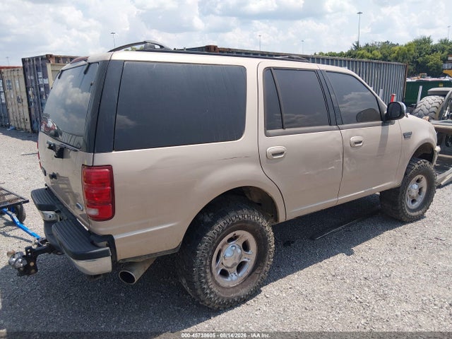 45738605 :رقم المزاد ، 1FMPU18L8WLC24207 vin ، 1998 Ford Expedition Eddie Bauer/xlt مزاد بيع