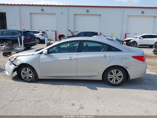 2011 Hyundai Sonata Gls მანქანა იყიდება აუქციონზე, vin: 5NPEB4AC3BH139142, აუქციონის ნომერი: 45738609