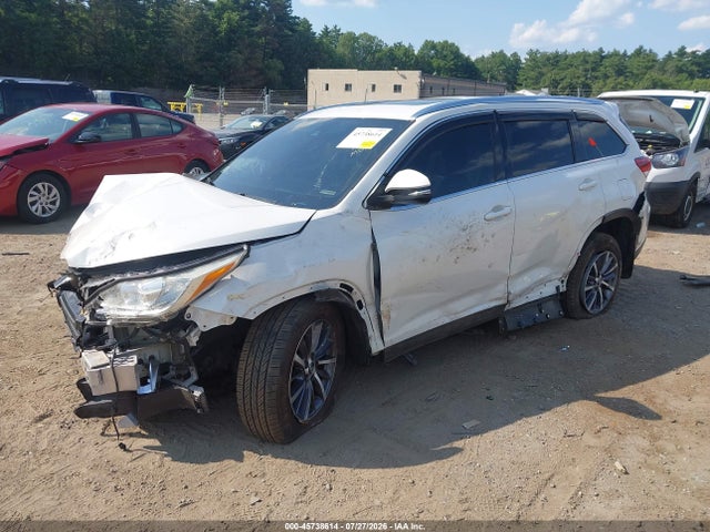 5TDJZRFHXKS581650 Toyota Highlander Xle