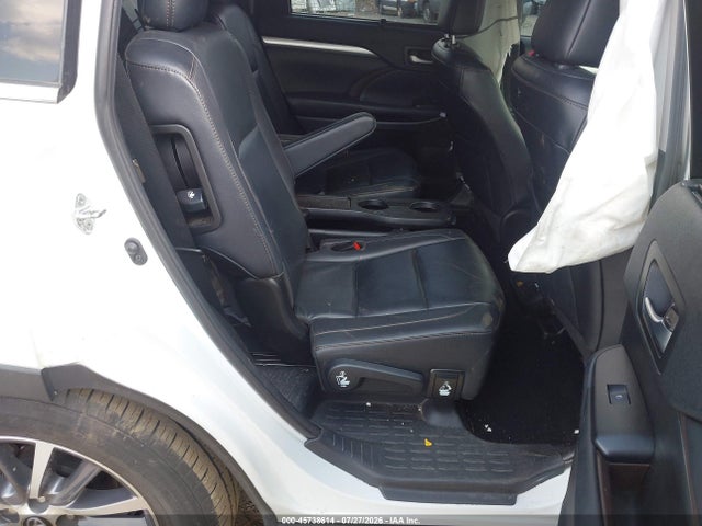 5TDJZRFHXKS581650 Toyota Highlander Xle