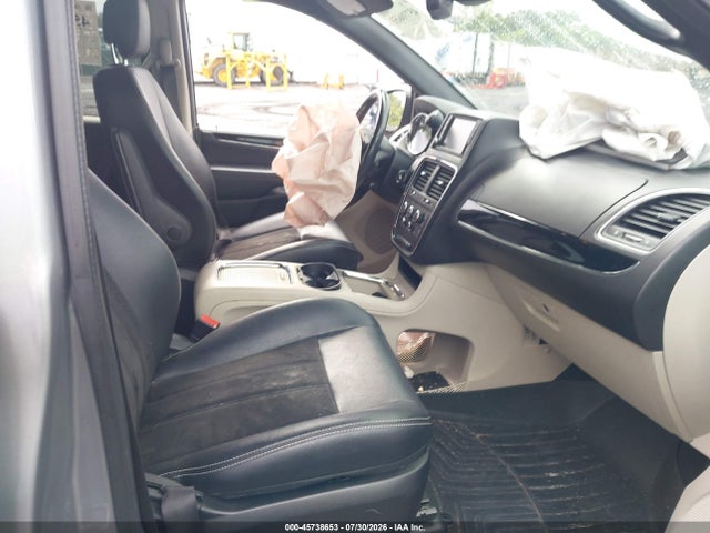 45738653 :رقم المزاد ، 2C4RDGCG5KR696568 vin ، 2019 Dodge Grand Caravan Sxt مزاد بيع