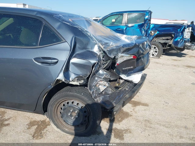2018 Toyota Corolla Le მანქანა იყიდება აუქციონზე, vin: 5YFBURHE7JP830631, აუქციონის ნომერი: 45738686
