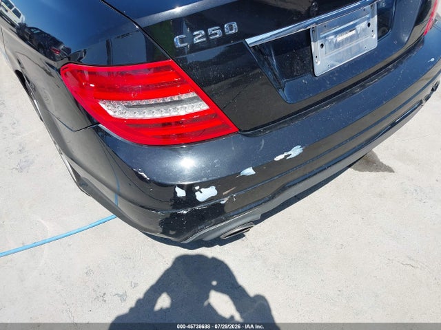 WDDGF4HB3ER315426 Mercedes-Benz C 250 Sport
