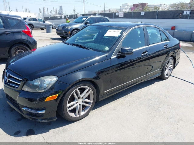 WDDGF4HB3ER315426 Mercedes-Benz C 250 Sport