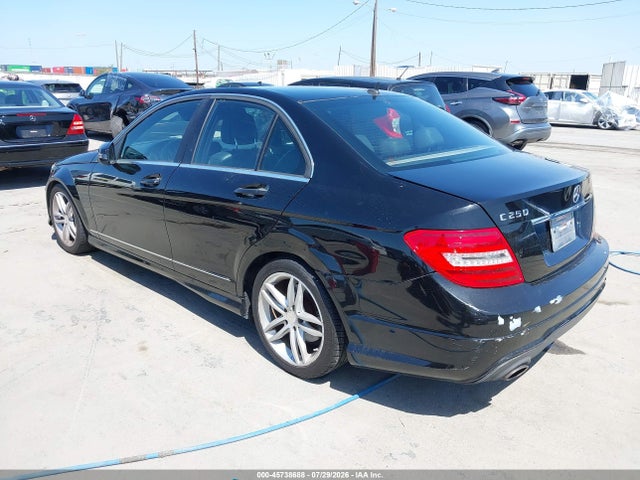 WDDGF4HB3ER315426 Mercedes-Benz C 250 Sport