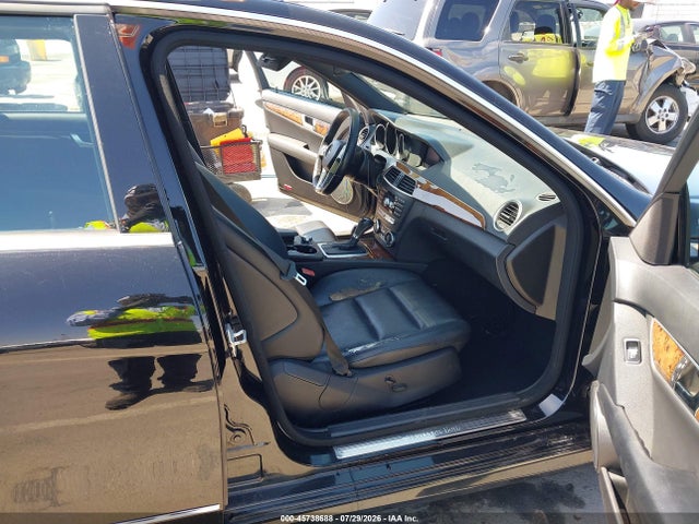 WDDGF4HB3ER315426 Mercedes-Benz C 250 Sport