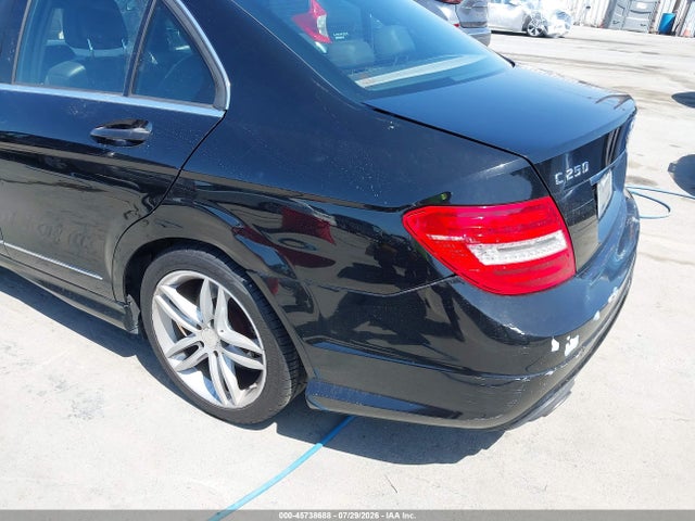 WDDGF4HB3ER315426 Mercedes-Benz C 250 Sport