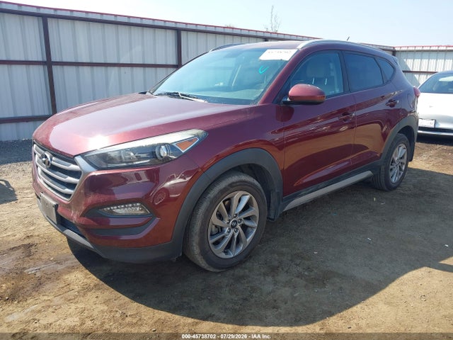 2017 Hyundai Tucson Se მანქანა იყიდება აუქციონზე, vin: KM8J3CA48HU303221, აუქციონის ნომერი: 45738702