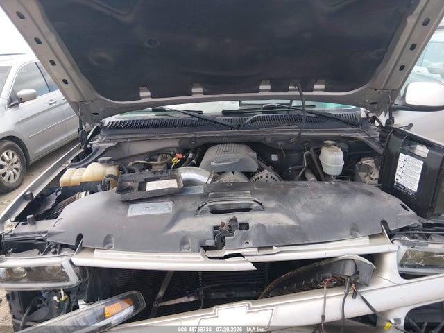 Продаж на аукціоні авто 2004 Chevrolet Suburban 1500 Z71, vin: 3GNFK16Z04G303515, номер лоту: 45738738