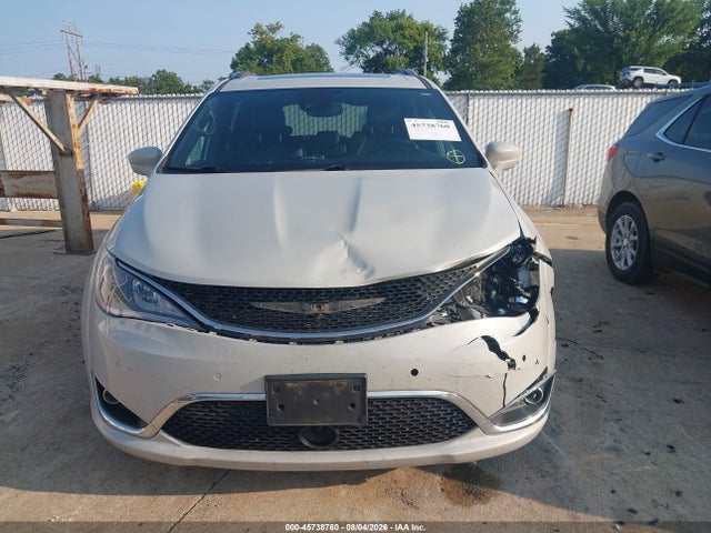 45738760 :رقم المزاد ، 2C4RC1EG6KR746620 vin ، 2019 Chrysler Pacifica 35th Anniversary Touring L Plus مزاد بيع