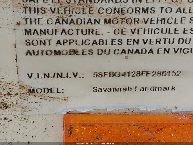 45738772 :رقم المزاد ، 5SFBG4128FE286152 vin ، 2015 Heartland Rv Landmark مزاد بيع