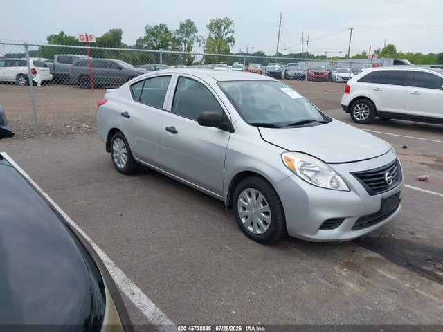 2013 Nissan Versa S/s Plus/sv/sl მანქანა იყიდება აუქციონზე, vin: 3N1CN7AP5DL853993, აუქციონის ნომერი: 45738835