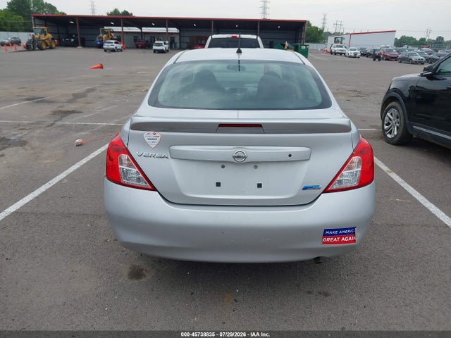 2013 Nissan Versa S/s Plus/sv/sl მანქანა იყიდება აუქციონზე, vin: 3N1CN7AP5DL853993, აუქციონის ნომერი: 45738835