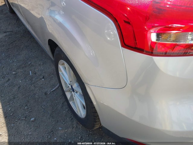 Ford FOCUS SE 2018 1FADP3K29JL261355 Image 12