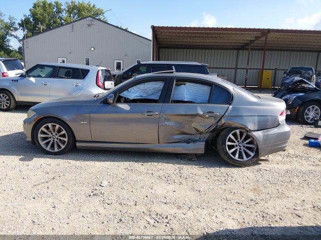 Продажа на аукционе авто 2011 Bmw 328i, vin: WBAPH7C51BE676466, номер лота: 45738867