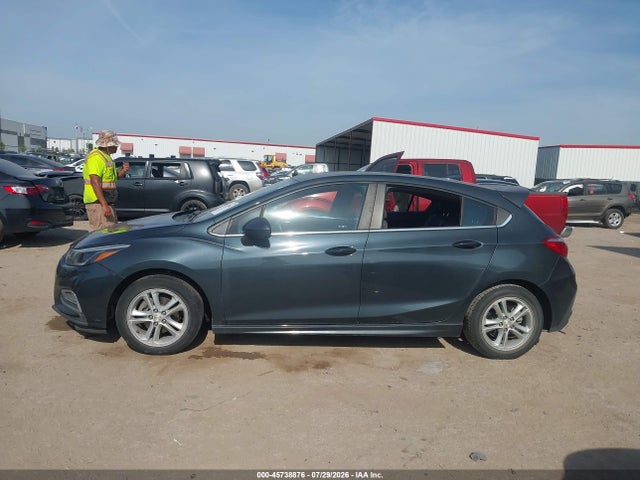 45738876 :رقم المزاد ، 3G1BE6SMXHS525500 vin ، 2017 Chevrolet Cruze Lt Auto مزاد بيع