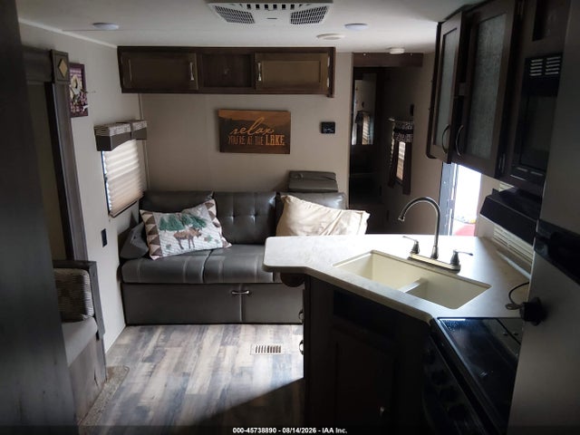 Продаж на аукціоні авто 2018 Forest River Puma 24fbs, vin: 4X4TPUZ21JP067956, номер лоту: 45738890