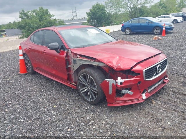 Продажа на аукционе авто 2019 Volvo S60 T6 R-design, vin: 7JRA22TMXKG001001, номер лота: 45738921