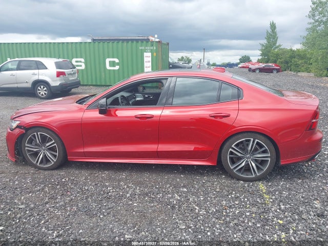 Продаж на аукціоні авто 2019 Volvo S60 T6 R-design, vin: 7JRA22TMXKG001001, номер лоту: 45738921