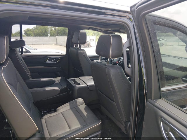 Auction sale of the 2022 Chevrolet Suburban 4wd Premier, vin: 1GNSKFKD7NR285876, lot number: 45738939