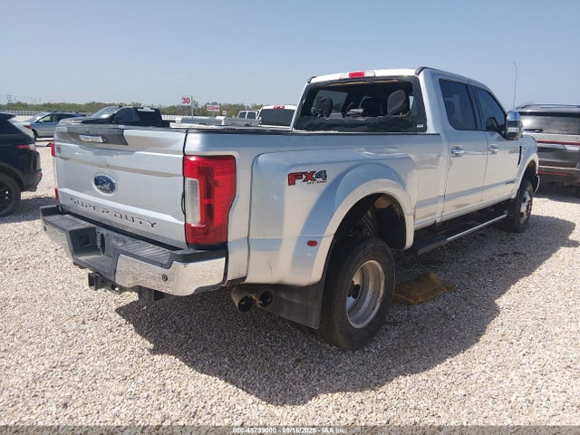 Продаж на аукціоні авто 2018 Ford F-350 Lariat, vin: 1FT8W3DT1JEB09725, номер лоту: 45739000