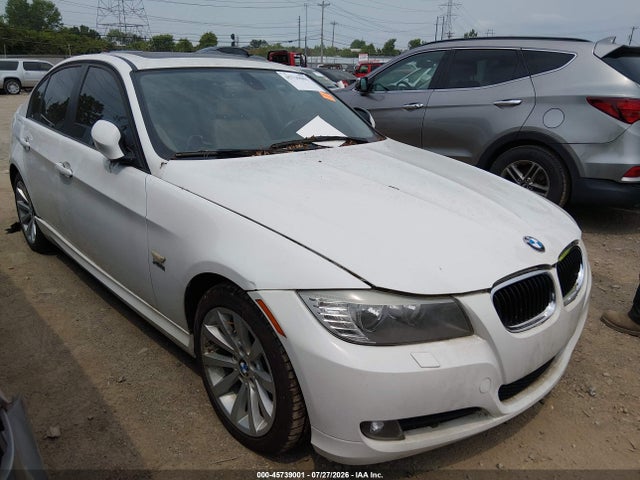 2011 Bmw 328i Xdrive მანქანა იყიდება აუქციონზე, vin: WBAPK7C59BF083689, აუქციონის ნომერი: 45739001